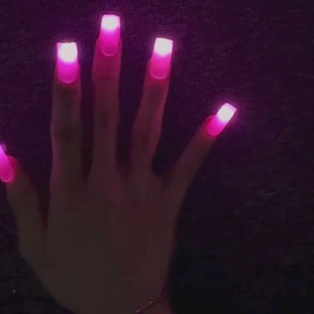 Wireless Press-On Nails : PRE-ORDER (Estimated Delivery August)