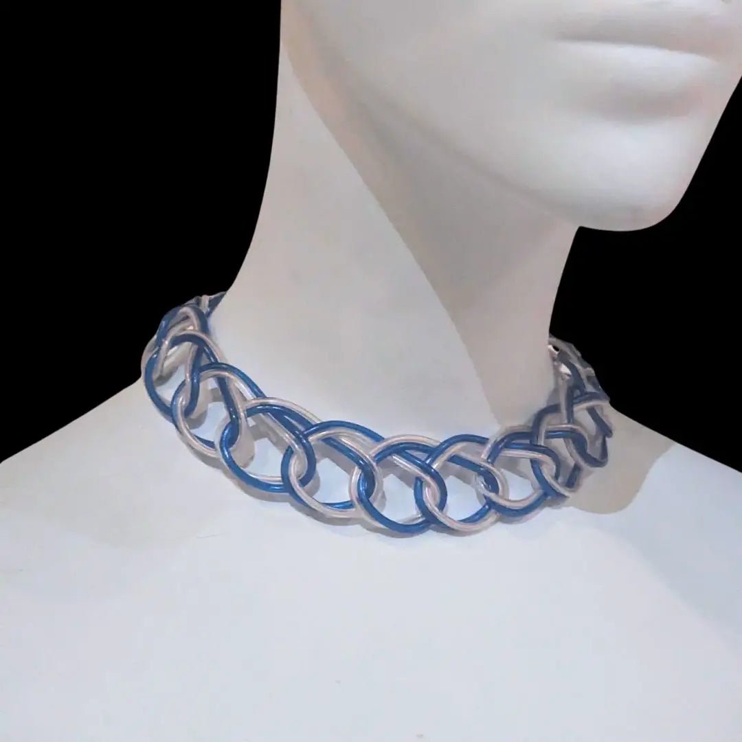 Silver Y2K Chain Choker in Off Mode - 2000s Fashion Necklace - Trendy Retro Chain Link Jewelry - Millennium Inspired Accessory for Parties, Events, Costumes