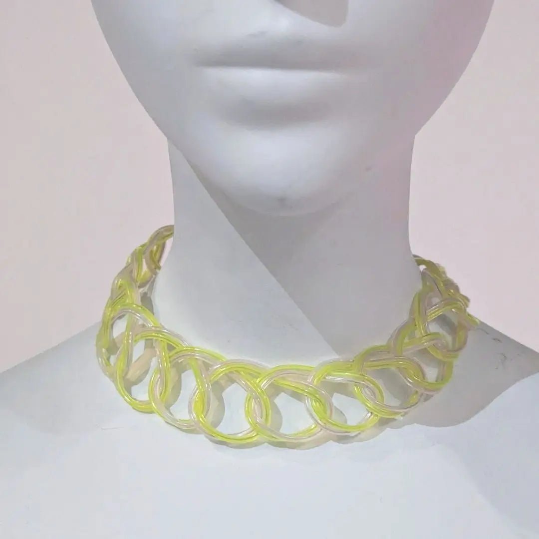 Green Yellow LED Chain Choker - Y2K Fashion Throwback - Gold Light Up Necklace - Millennial Retro Jewelry with Flashing Light Settings for Raves
