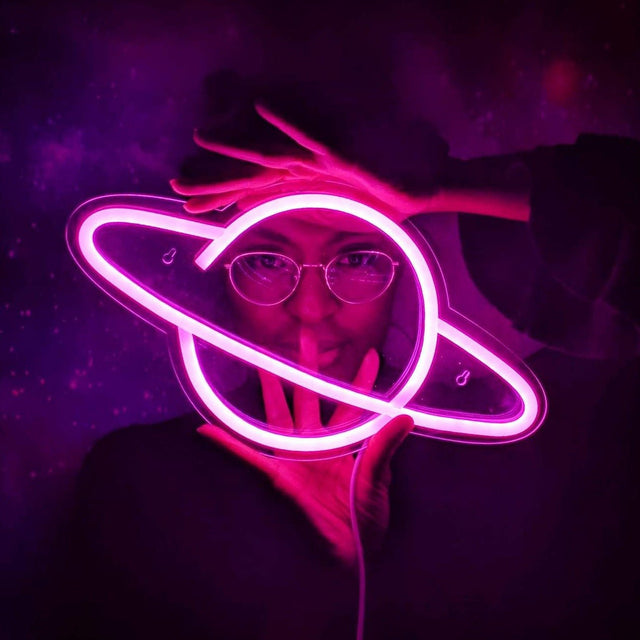 Saturn LED Neon Sign - Neon Cowboys - Neon Signs - NS-5000S